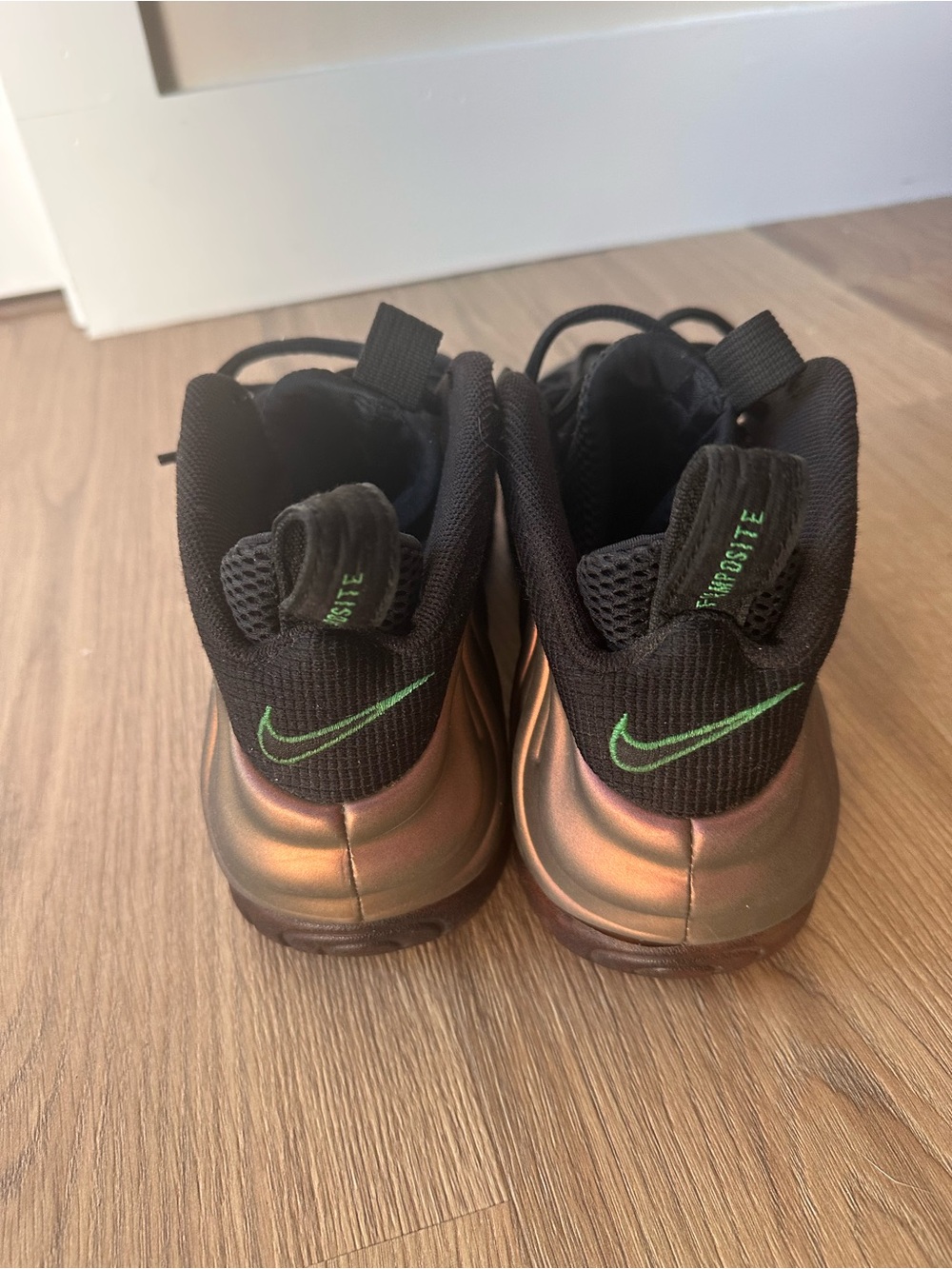 Nike Air Foamposite One Men's Sneakers Gym Green Size 10  $135 OBO - Picture 3 of 8